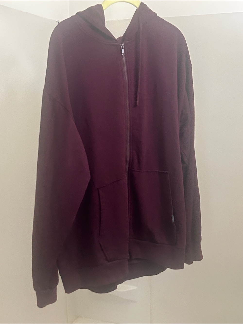 Eddie Bauer Men's Full-Zip Hoodie in Deep Burgundy